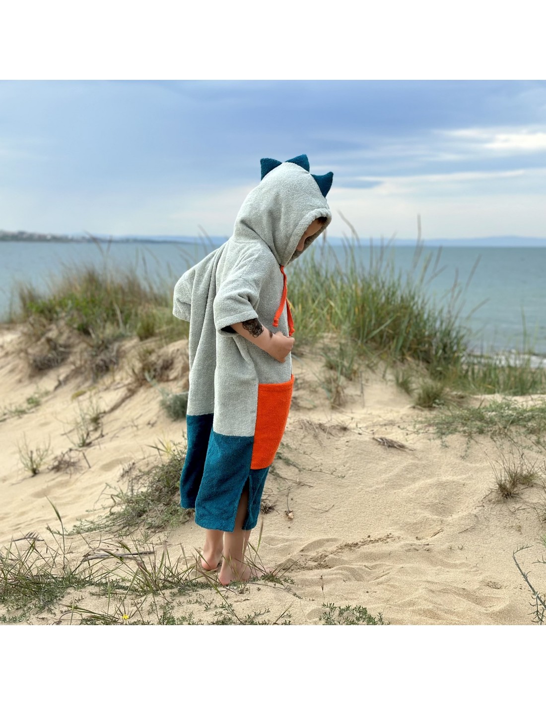 ПОНЧО MAZE SHARK